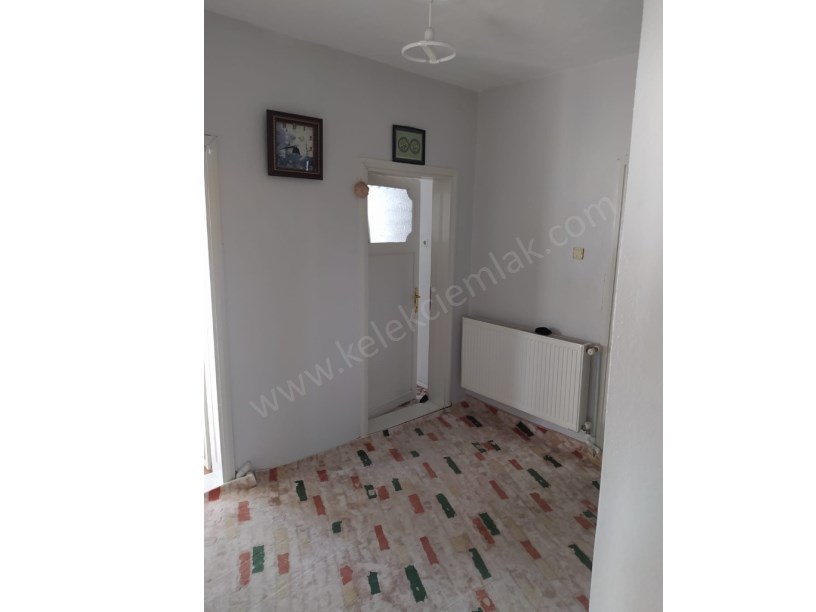 KONAK MAHALLESİ REGAİP CADDESİNDE TEK KATLI MÜSTAKİL EV