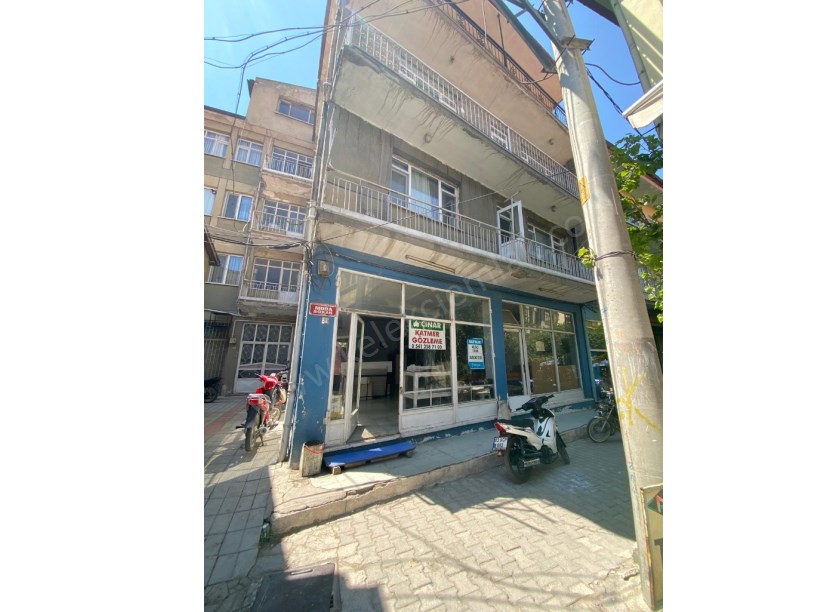 ÇARŞI MERKEZDE SATILIK DÜKKAN