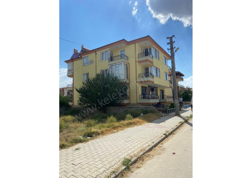 KÜTÜPHANE ARKASINDA SATILIK 3+1 DAİRE