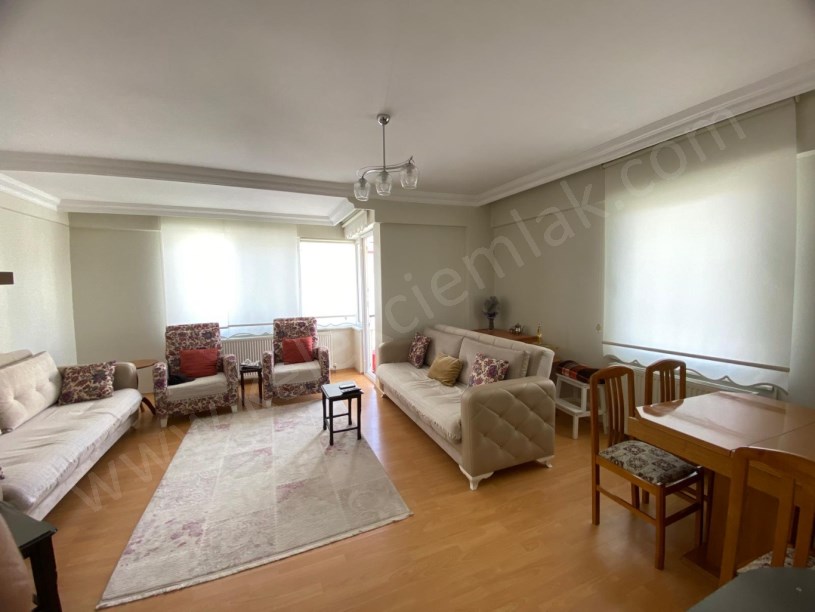 KÜTÜPHANE ARKASINDA SATILIK 3+1 DAİRE