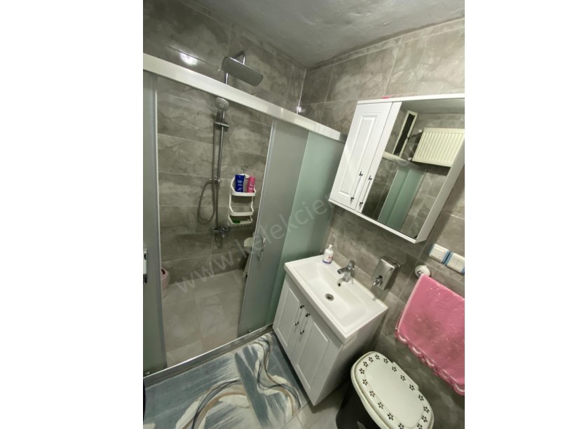 İMARET EVLERİNDE SATILIK 3+1 DAİRE