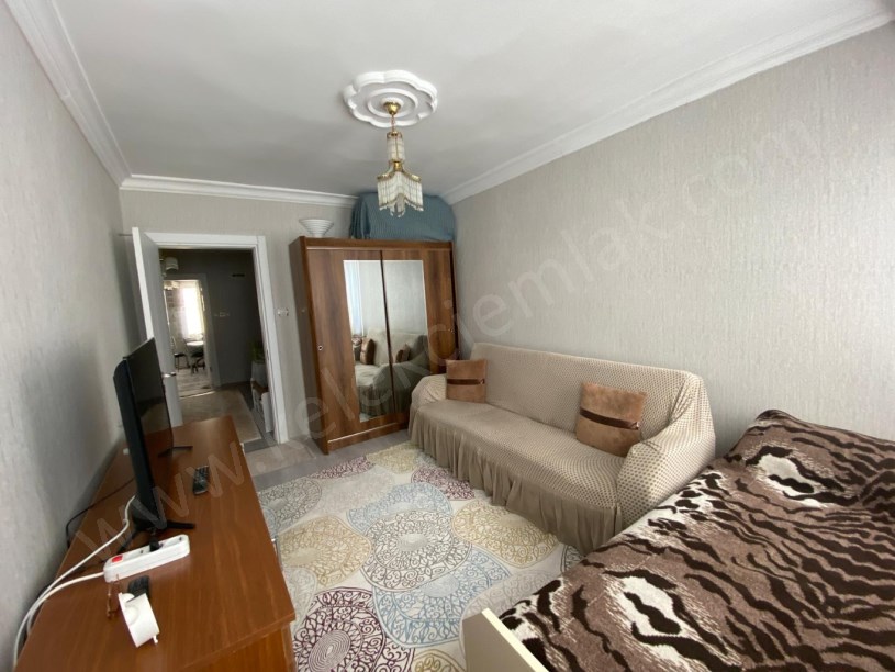 İMARET EVLERİNDE SATILIK 3+1 DAİRE