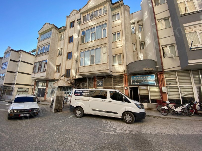 İMARET EVLERİNDE SATILIK 3+1 DAİRE