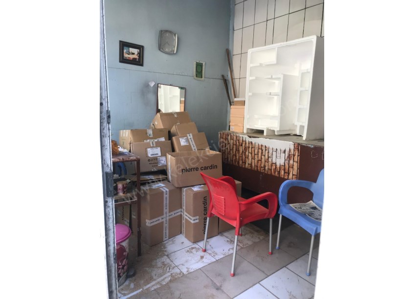 ÇARŞI MERKEZDE DÜKKAN
