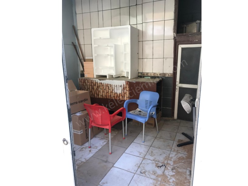 ÇARŞI MERKEZDE DÜKKAN