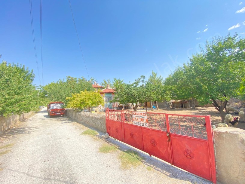 BAĞLARÜSTÜ MAHALLESİ SAĞLIK SOKAKTA ARSA