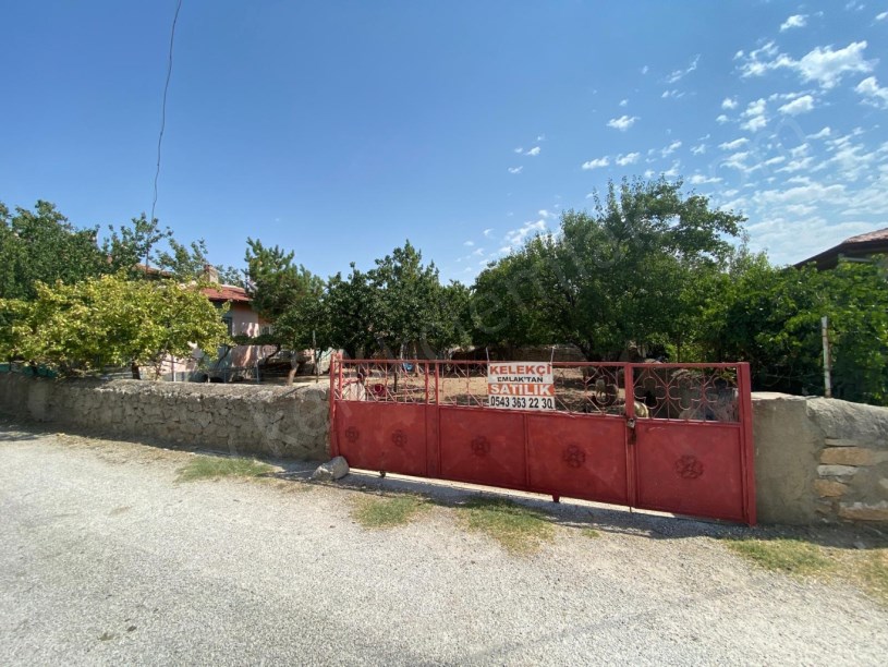 BAĞLARÜSTÜ MAHALLESİ SAĞLIK SOKAKTA ARSA