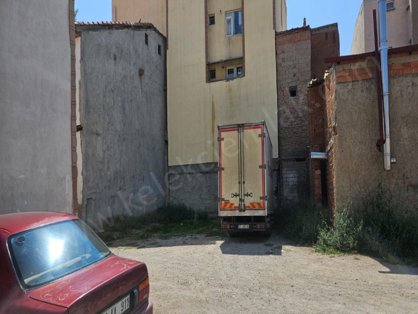 KIRKLAR(TAHTALI)MAHALLESİNDE ARSA