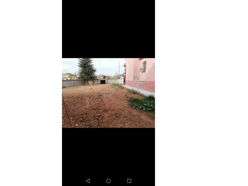 YAKUPŞEVKİ PAŞA MAHALLESİNDE CEMALİOĞLU CAMİİ YANINDA MÜSTAKİL EV VE ARSA