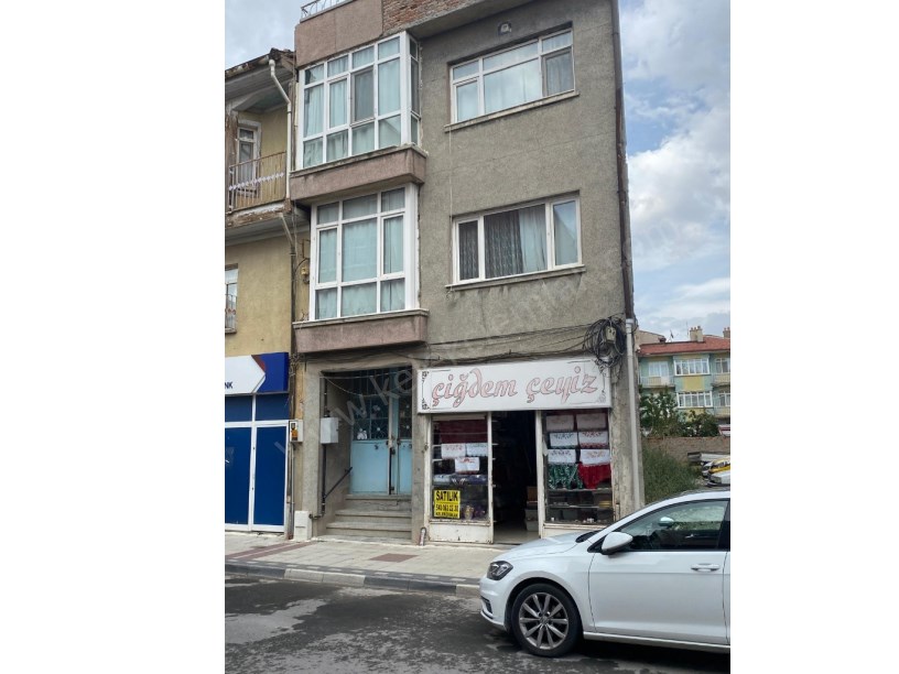 İSTASYON CADDESİNDE SATILIK DÜKKAN