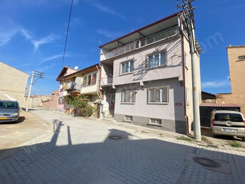 KIRKLAR MAHALLESİ NARİN SOKAKTA KOMPLE MÜSTAKİL BİNA