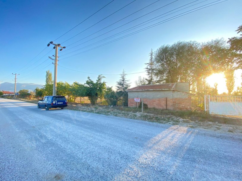 BOLTAŞ ARKASINDA YATIRIMLIK TARLA