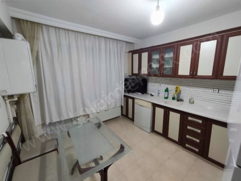KIRKGÖZ MAHALLESİ AYNACI APARTMANINDA 3+1 DAİRE
