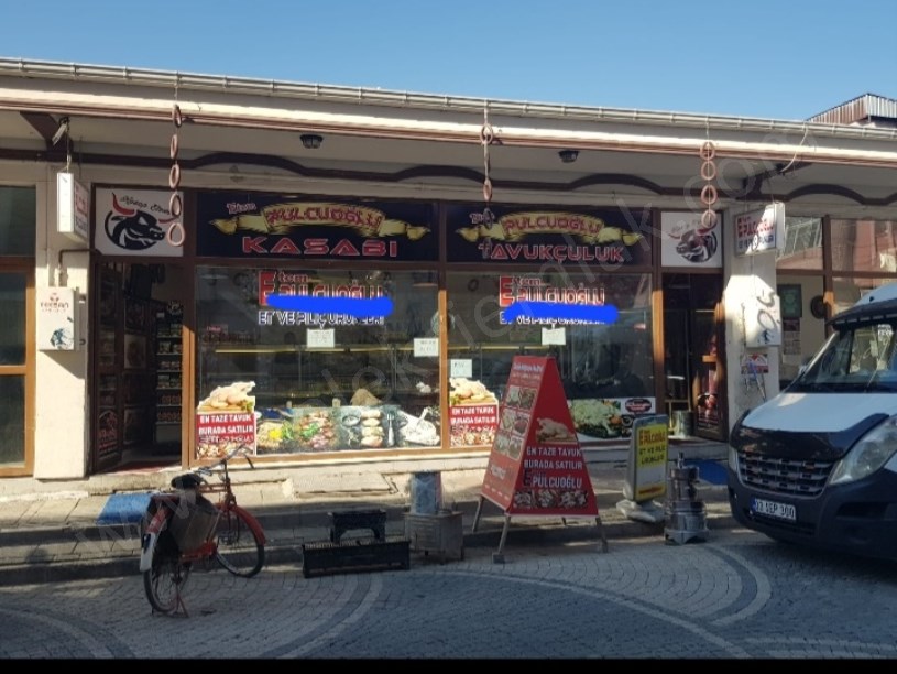 ÇARŞI MERKEZDE BUĞDAY PAZARI GİRİŞİNDE DÜKKAN