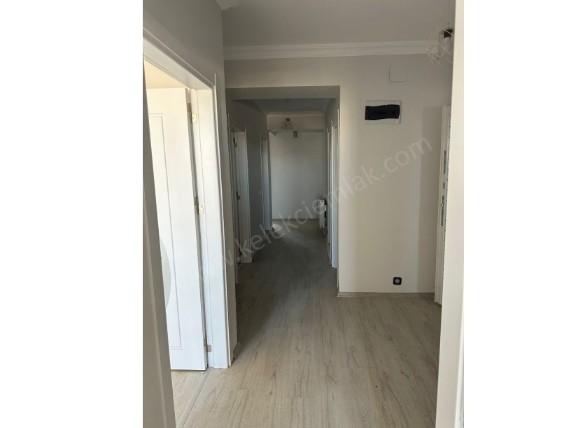 PERŞEMBE PAZARI YANINDA LÜKS 3+1 DAİRE