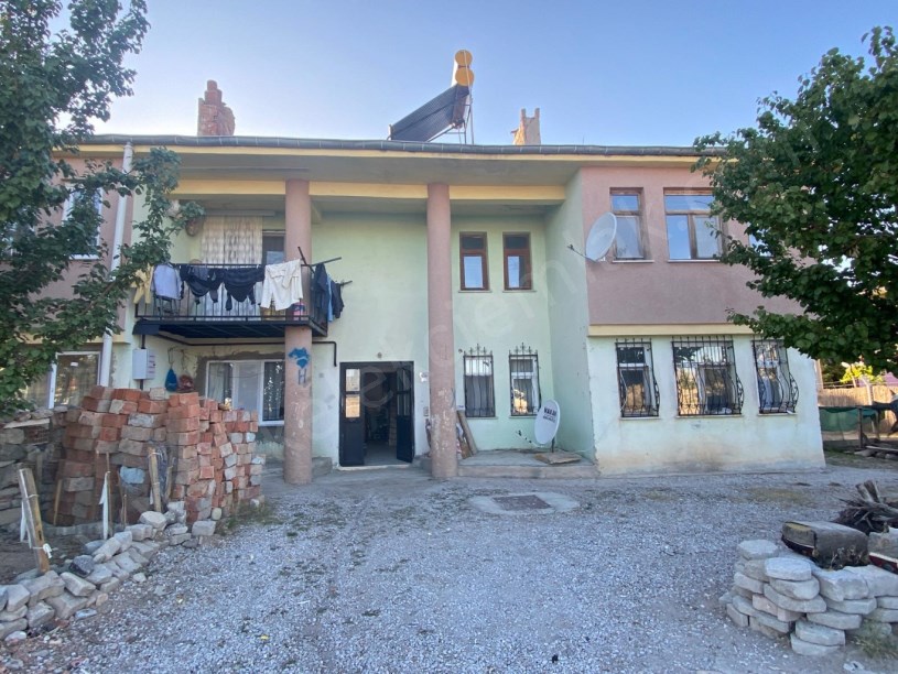 DEPREM EVLERİNDE SATILIK 3+1