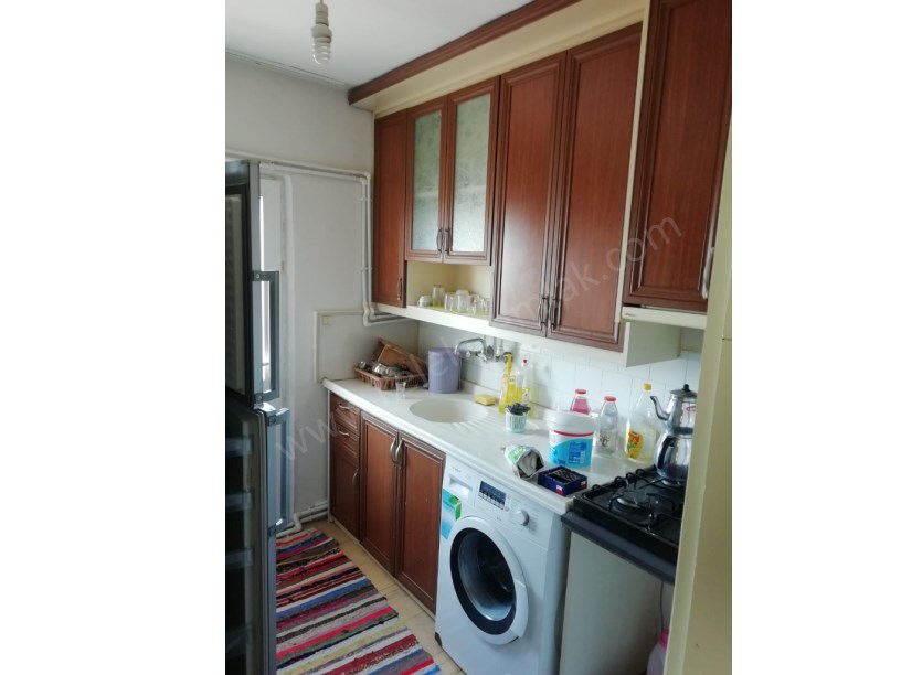 BADEMLİ MAHALLESİ ORHANİYE SOKAKTA SATILIK EŞYALI 2+1