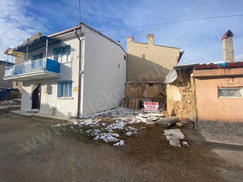 HASTANE MAHALLESİNDE ARSA