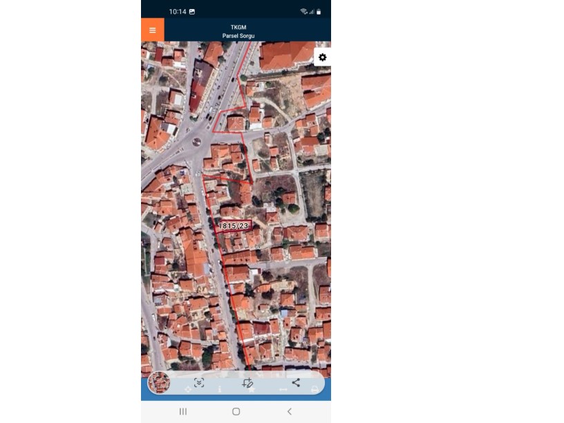 ŞEHİTLER(EMİRDAĞ)CADDESİNDE 4 KAT İMARLI ARSA