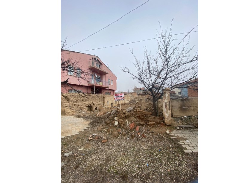 YENİ ADLİYE ARKASINDA ARSA