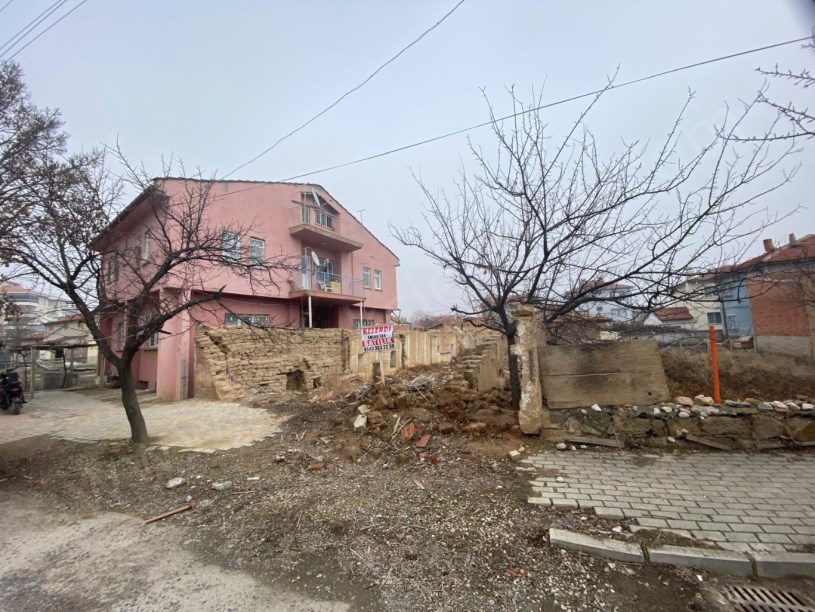 YENİ ADLİYE ARKASINDA ARSA