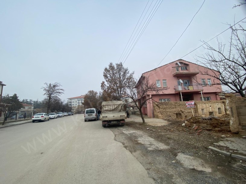 YENİ ADLİYE ARKASINDA ARSA