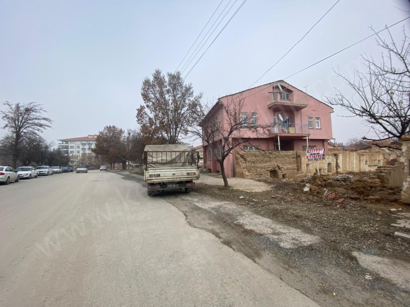 YENİ ADLİYE ARKASINDA ARSA