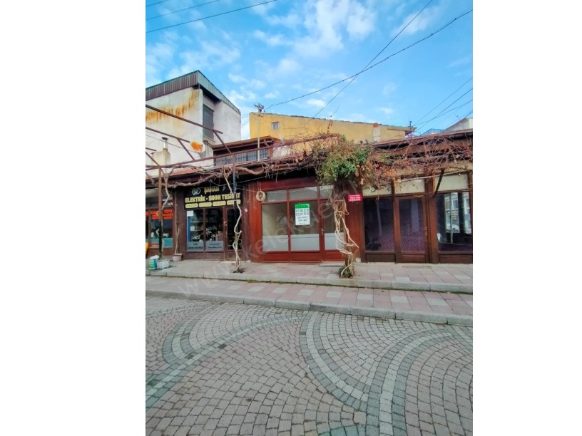 BUĞDAY PAZARINDA KİRALIK DÜKKAN