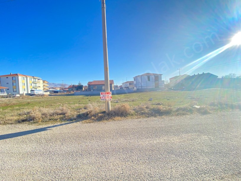 KONAK MAHALLESİNDE ARSA