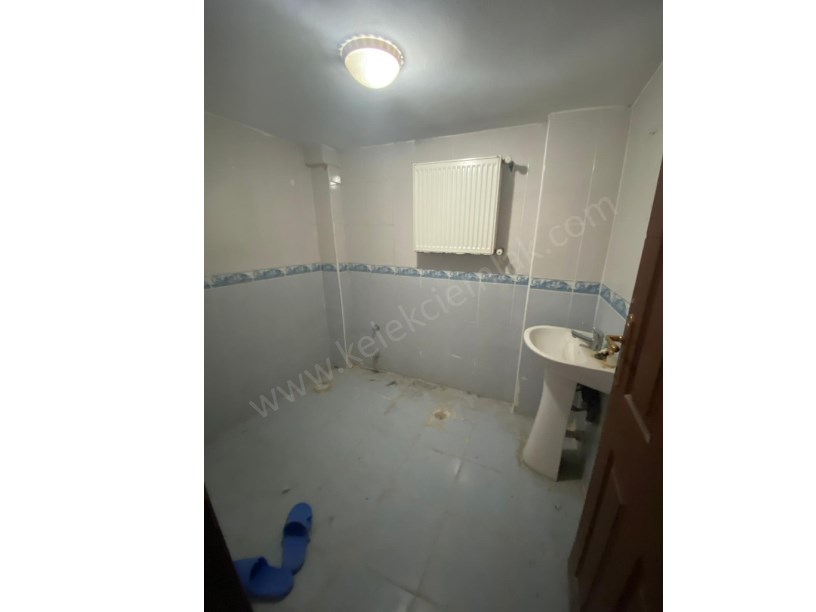 KIRKGÖZ MAHALLESİ İSTASYON CADDESİNDE KİRALIK 3+1