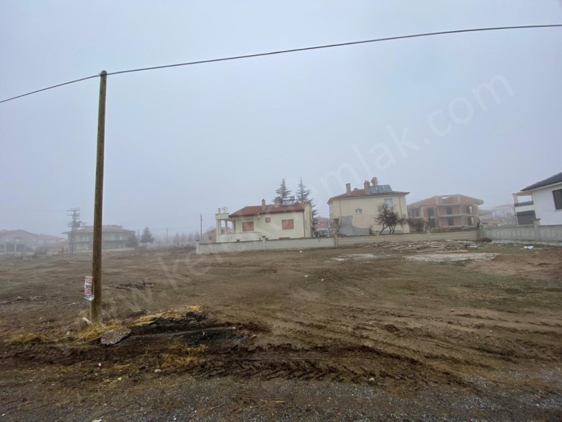SELÇUKLU MAHALLESİ YILMAZ SOKAKTA 2 ADET GÜNEY CEPHELİ ARSA 
