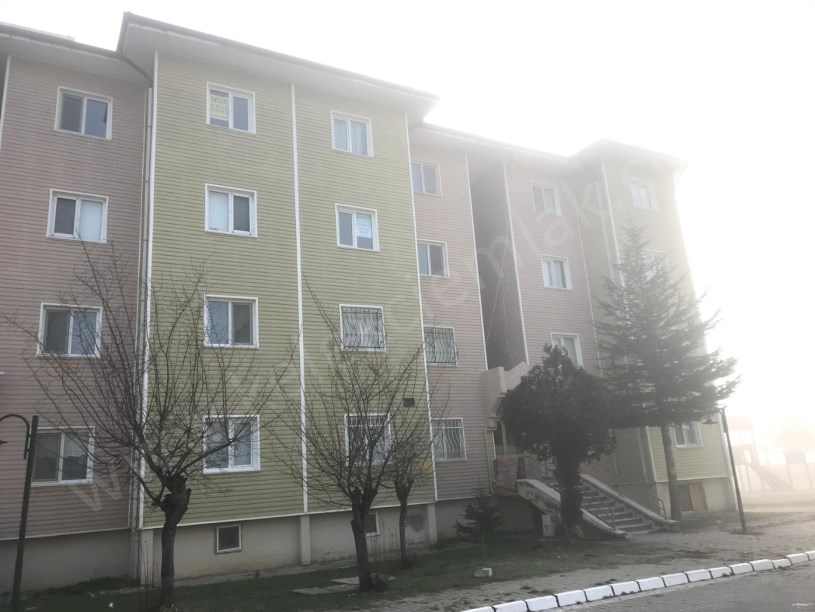 TOKİ F5 B BLOKTA ARA KATTA KİRALIK 2+1