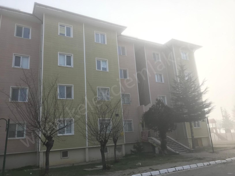 TOKİ F5 B BLOKTA ARA KATTA KİRALIK 2+1