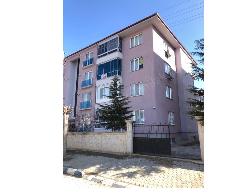 YILDIRIM MAHALLESİNDE ARA KATTA SATILIK 4+1