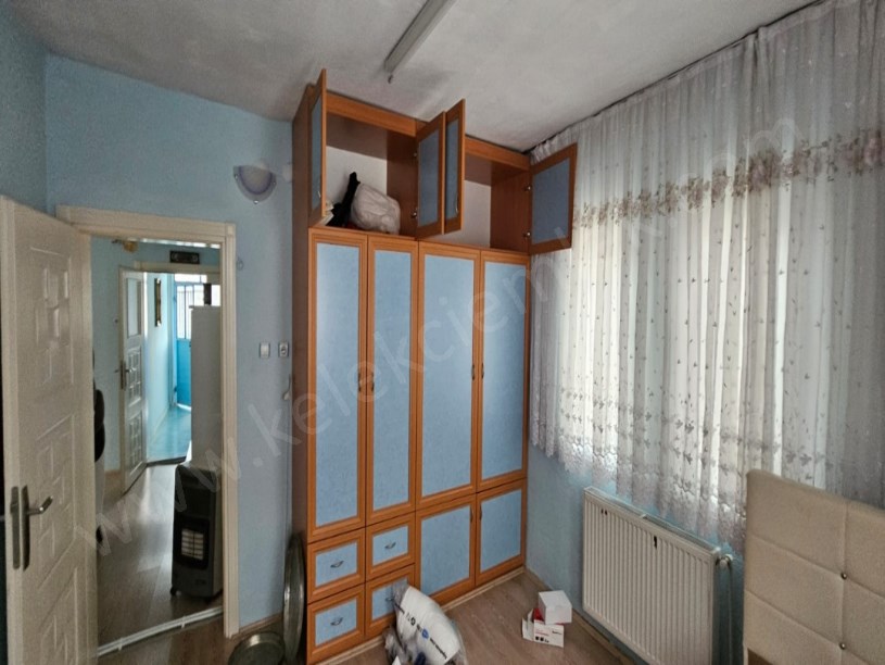 BADEMLİ MAHALLESİNDE MÜSTAKİL BİNA