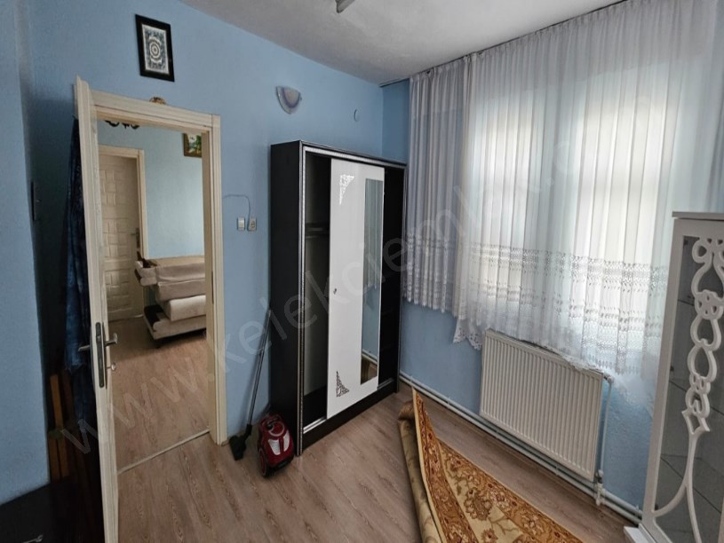 BADEMLİ MAHALLESİNDE MÜSTAKİL BİNA
