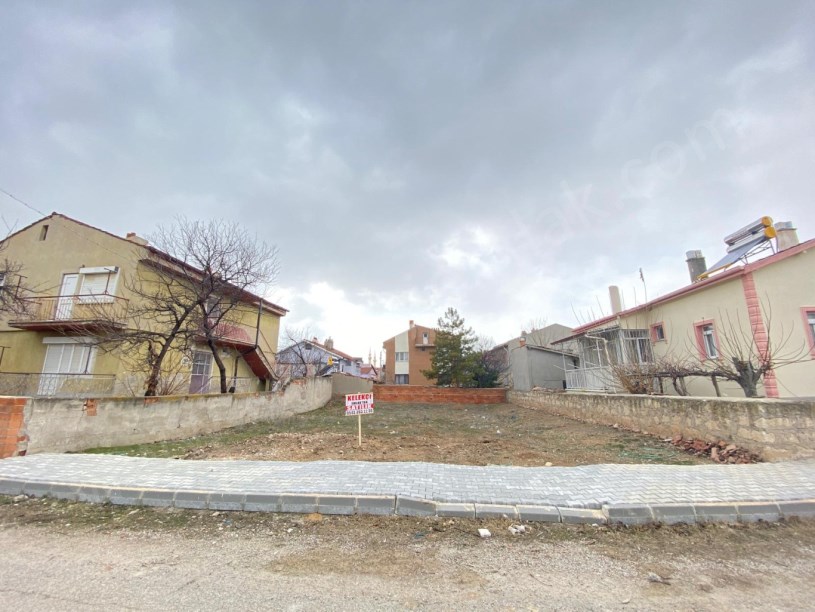 BAĞLARÜSTÜ MAHALLESİNDE DOĞU CEPHELİ ARSA