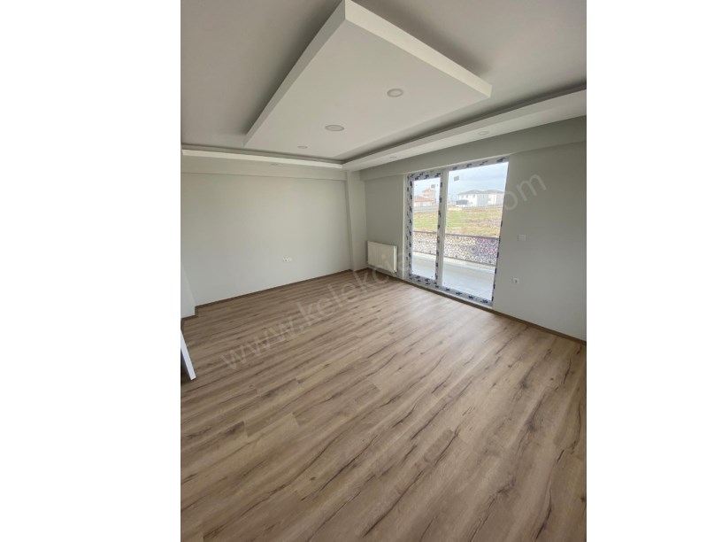 SELÇUKLU MAHALLESİNDE SATILIK 2+1 DAİRELER