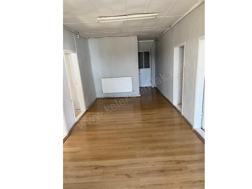 SELÇUKLU MAHALLESİNDE SATILIK 2+1 DAİRELER