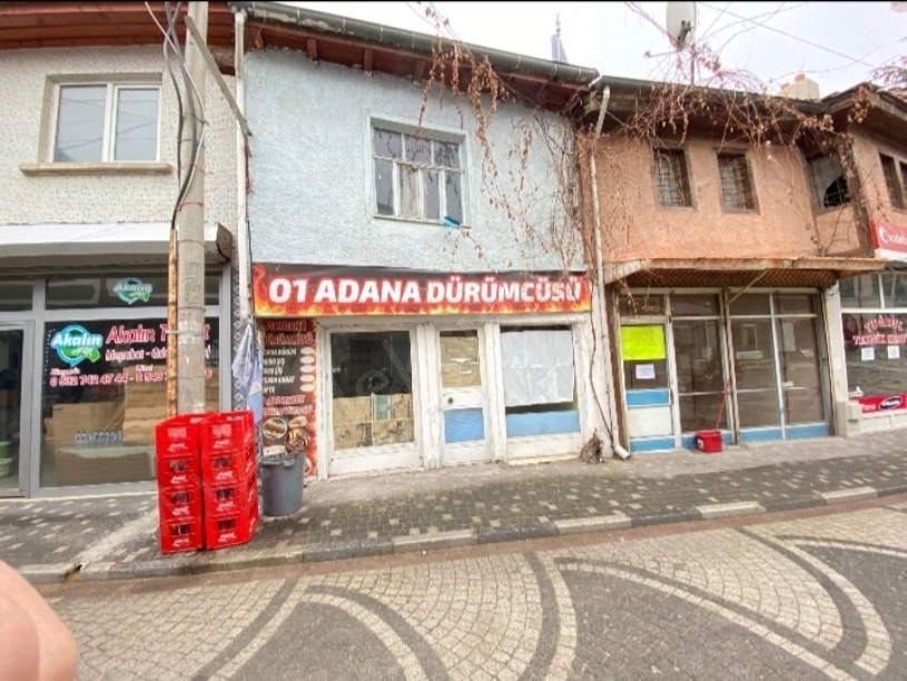 ŞAZİ MAHALLESİNDE DEMİRCİLER İÇİNDE DÜKKAN+MESKEN