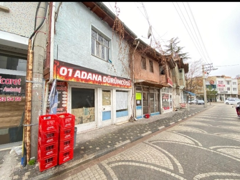 ŞAZİ MAHALLESİNDE DEMİRCİLER İÇİNDE DÜKKAN+MESKEN