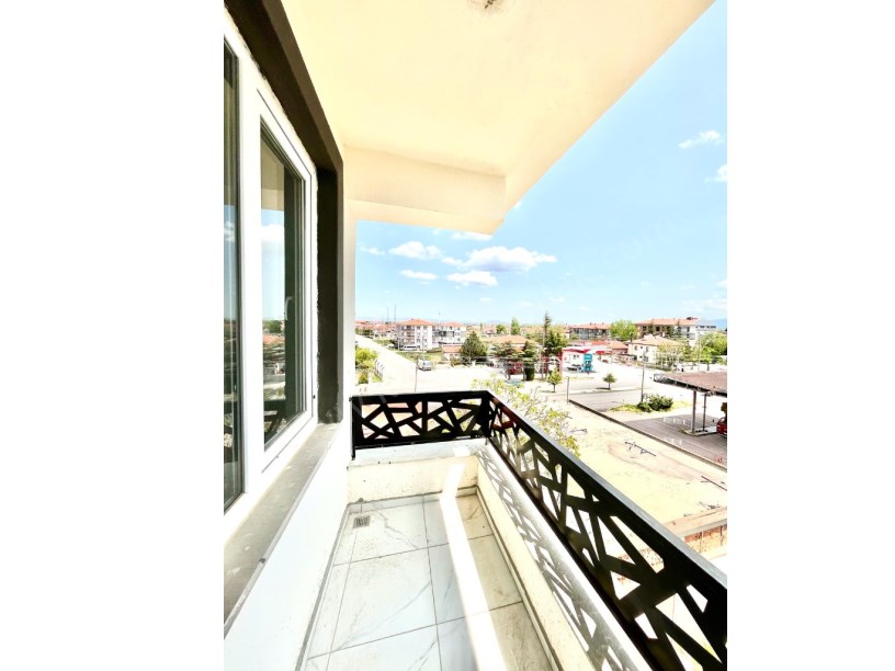 SELÇUKLU MAHALLESİ HACI KALFA SOKAKTA SATILIK 1+1
