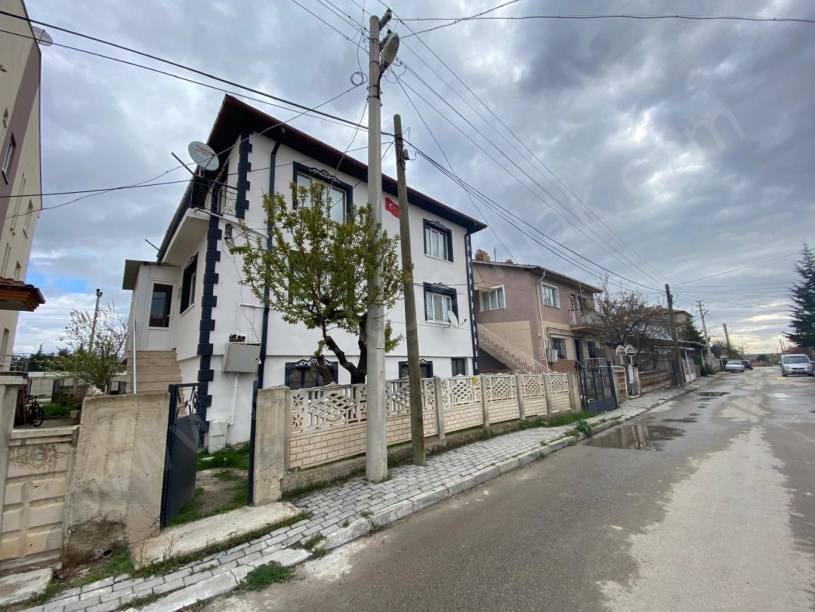 BADEMLİ MAHALLESİNDE SATILIK DUBLEKS DAİRE