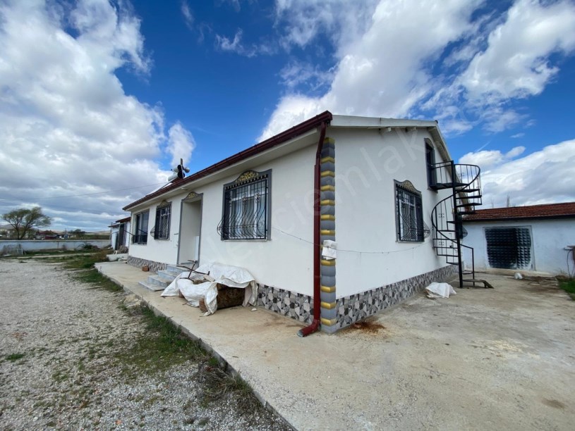 ERKMENDE HOBİ BAHÇESİ VE BESİHANE