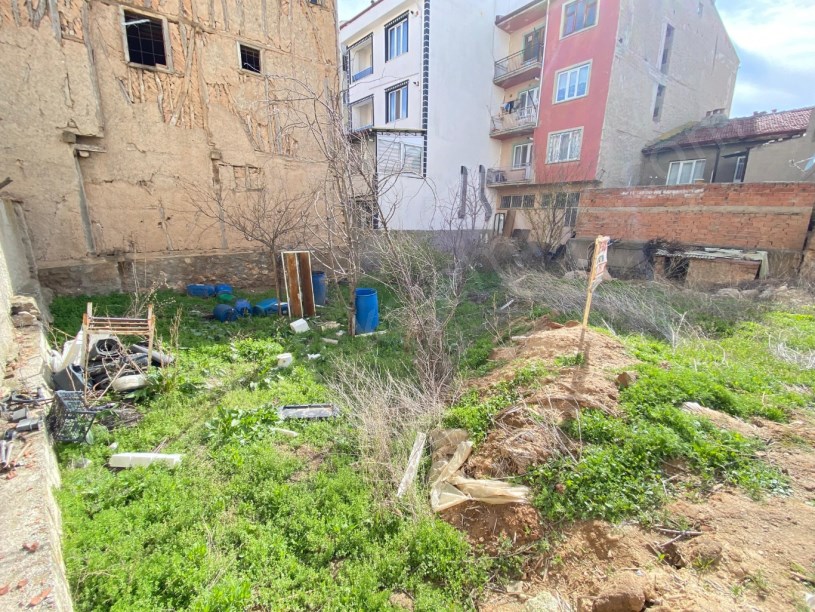 HACI YUSUF MAHALLESİNDE ARSA