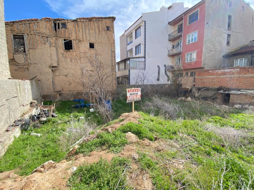 HACI YUSUF MAHALLESİNDE ARSA