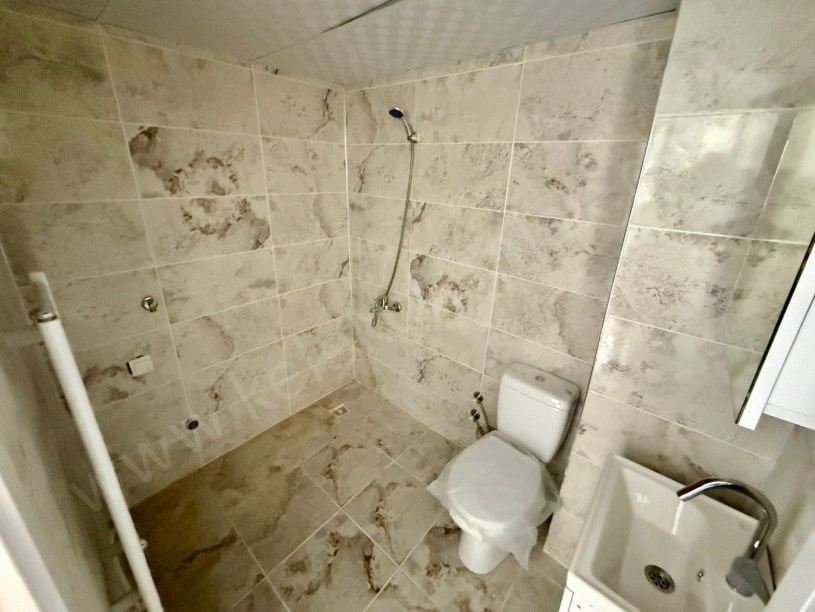 AKCAN PARKI KARŞISINDA SATILIK 1+1 DAİRELER