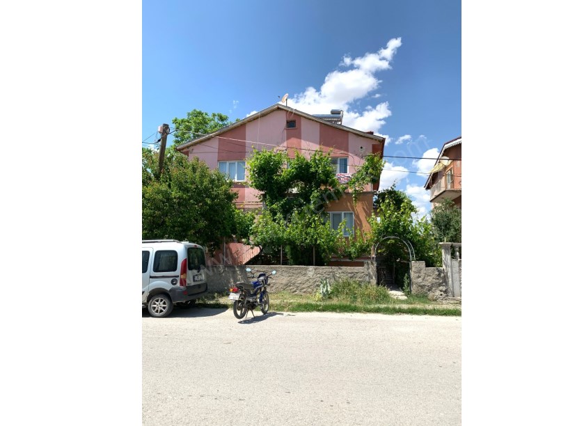 KONAK MAHALLESİ PAPATYA 1 CADDESİNDE 3+1 DAİRE