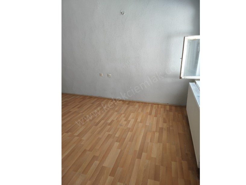 ÖMEROĞLU(ALACA)MAHALLESİNDE KİRALIK 2+1