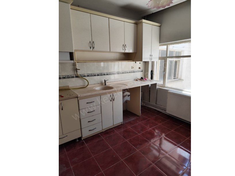 ÖMEROĞLU(ALACA)MAHALLESİNDE KİRALIK 2+1